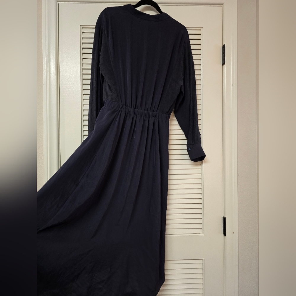 Vince - Dark Blue Classic 100% Silk Business Casual Evening Long-Sleeve D… - Picture 3 of 9